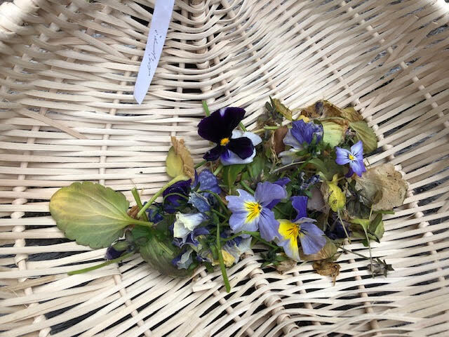 花摘みバスケット　flower picking basket